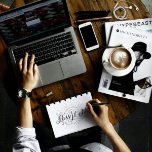 Experto en Tipografía Decorativa