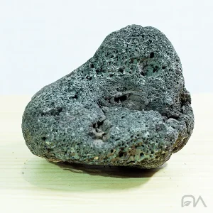 ROCA VOLCANICA NEGRA 100 GR